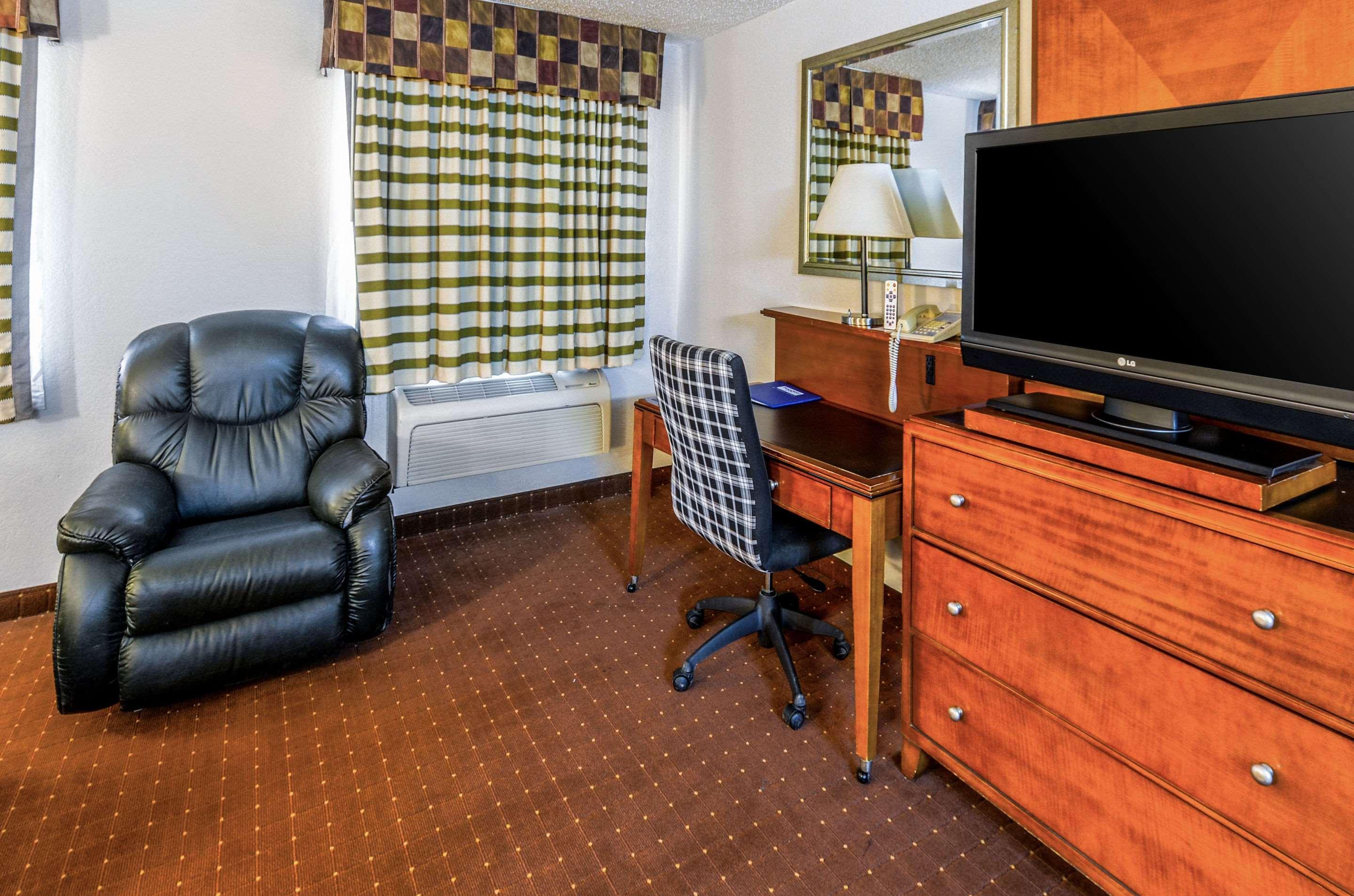 Inn Rodeway - Ashley Phosphate North Charleston